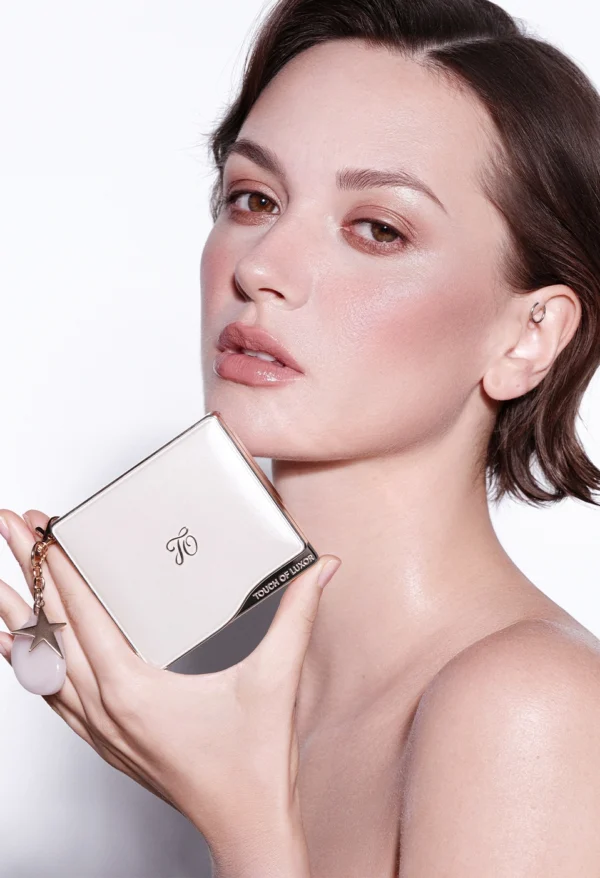 Nourishing & Concealing Cushion Foundation - Image 3